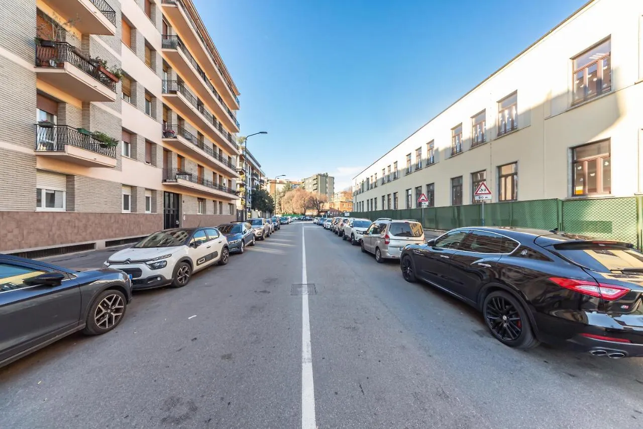 Cozy Apt X4 - 600 M Far From M3 Affori Fn Milan Apartment